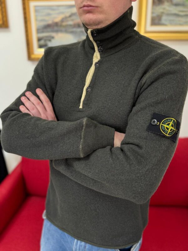 Grigio asfalto Stone Island